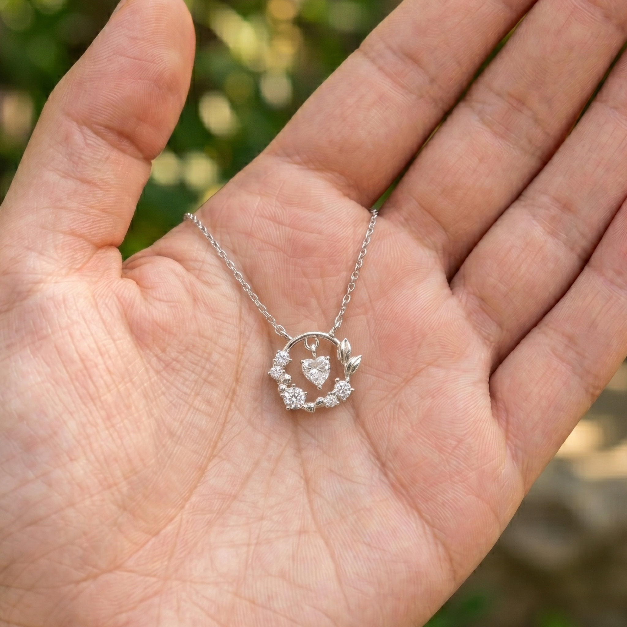 Enchanted Heart 0.23 CTW Diamond Wreath Necklace in 9K, 14K & 18K Gold