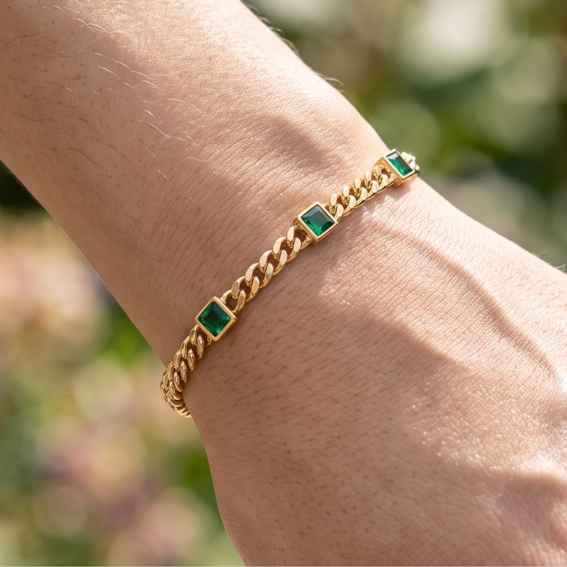 Kiashaa Jewellery 2.047 CTW green princess-cut Cuban bracelet in polished yellow gold.