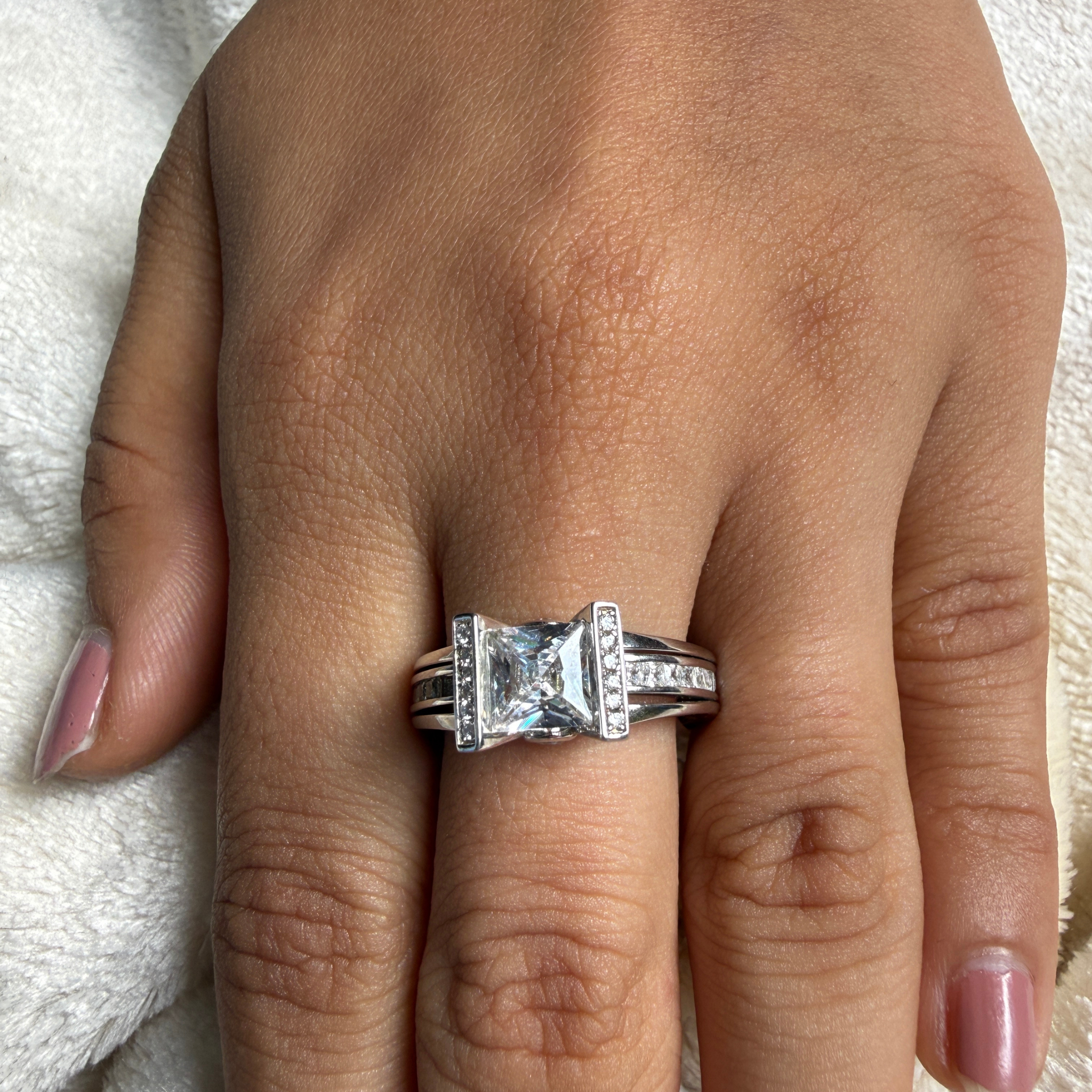 Princess-cut lab-grown diamond split-shank ring in white gold by Kiashaa Jewellery.