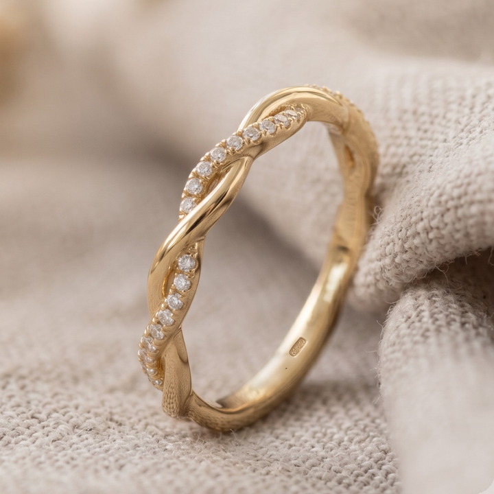 Stackable diamond ring available in white yellow and rose gold