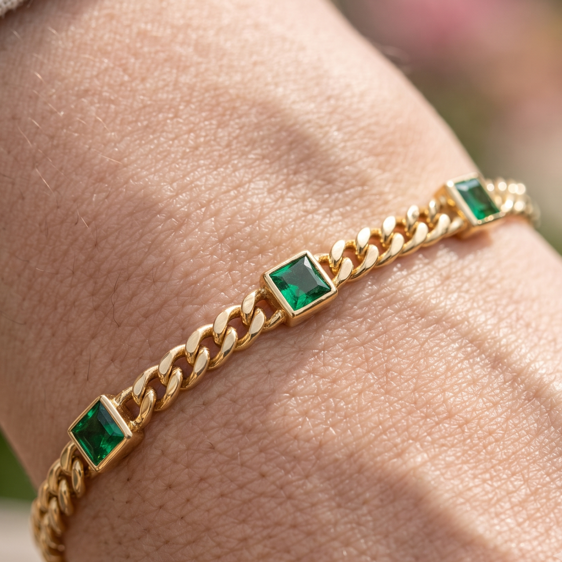 Kiashaa Jewellery 2.047 CTW green princess-cut Cuban bracelet in polished yellow gold.