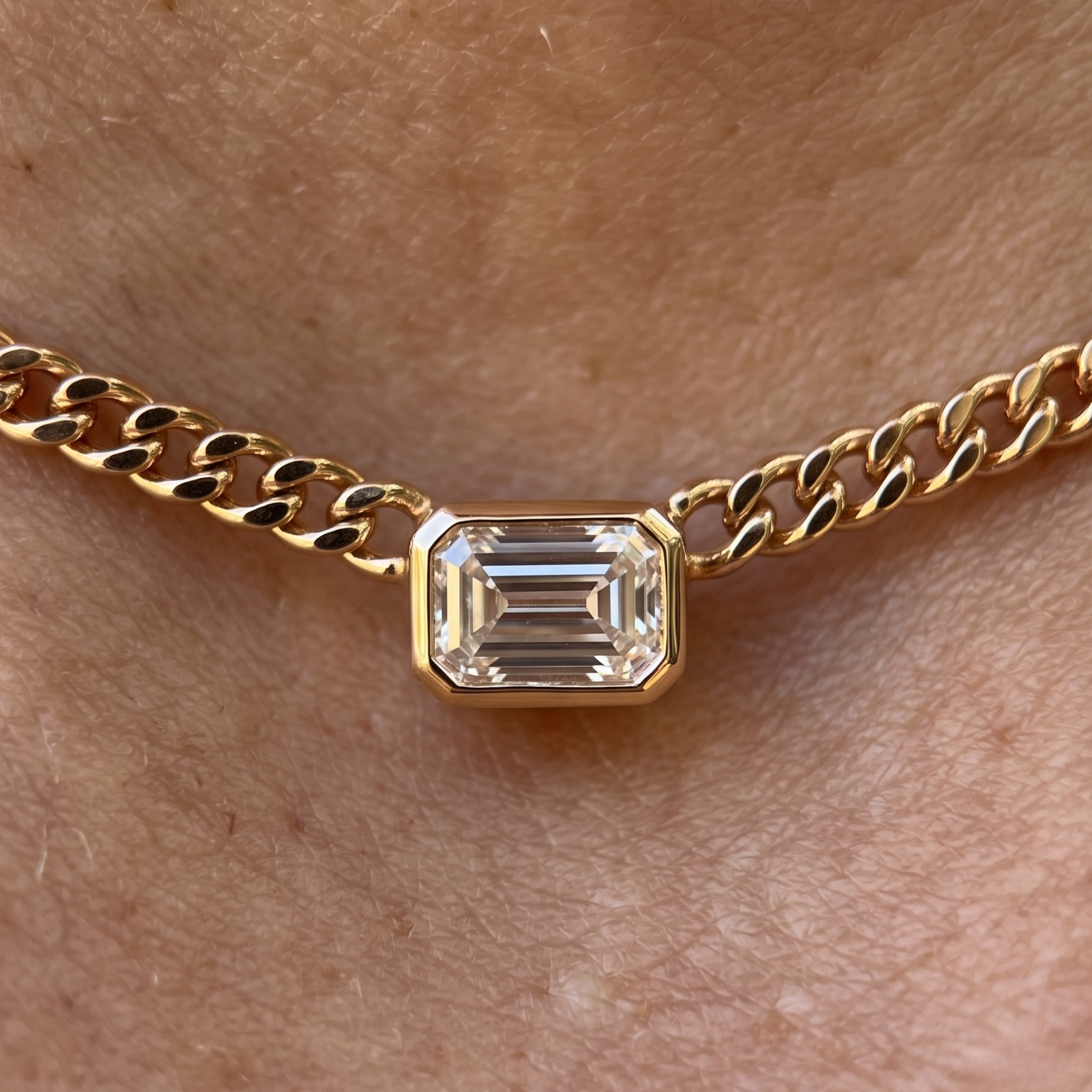 Kiashaa Jewellery 1.73 CT emerald-cut diamond Cuban chain necklace in polished yellow gold.
