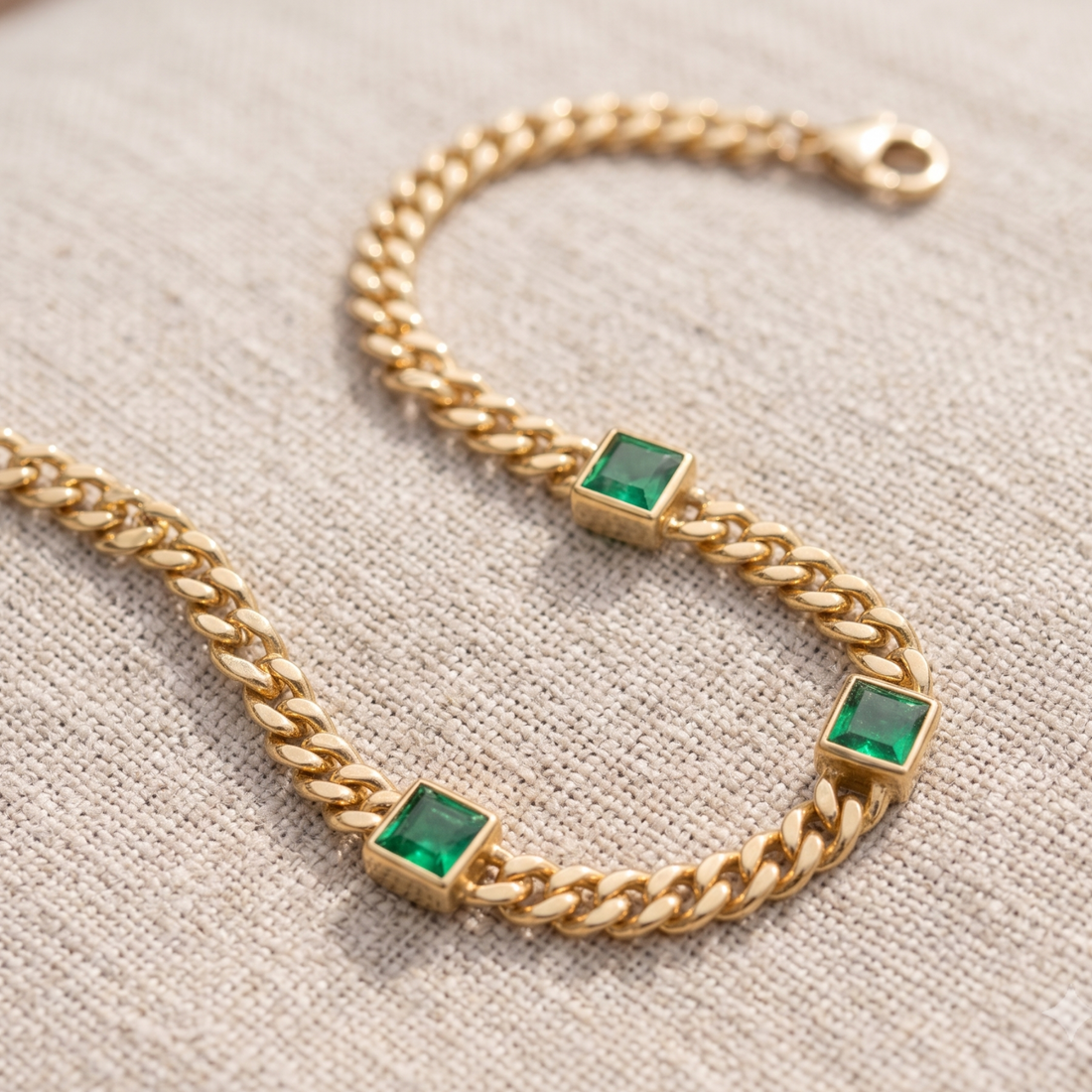 Kiashaa Jewellery 2.047 CTW green princess-cut Cuban bracelet in polished yellow gold.