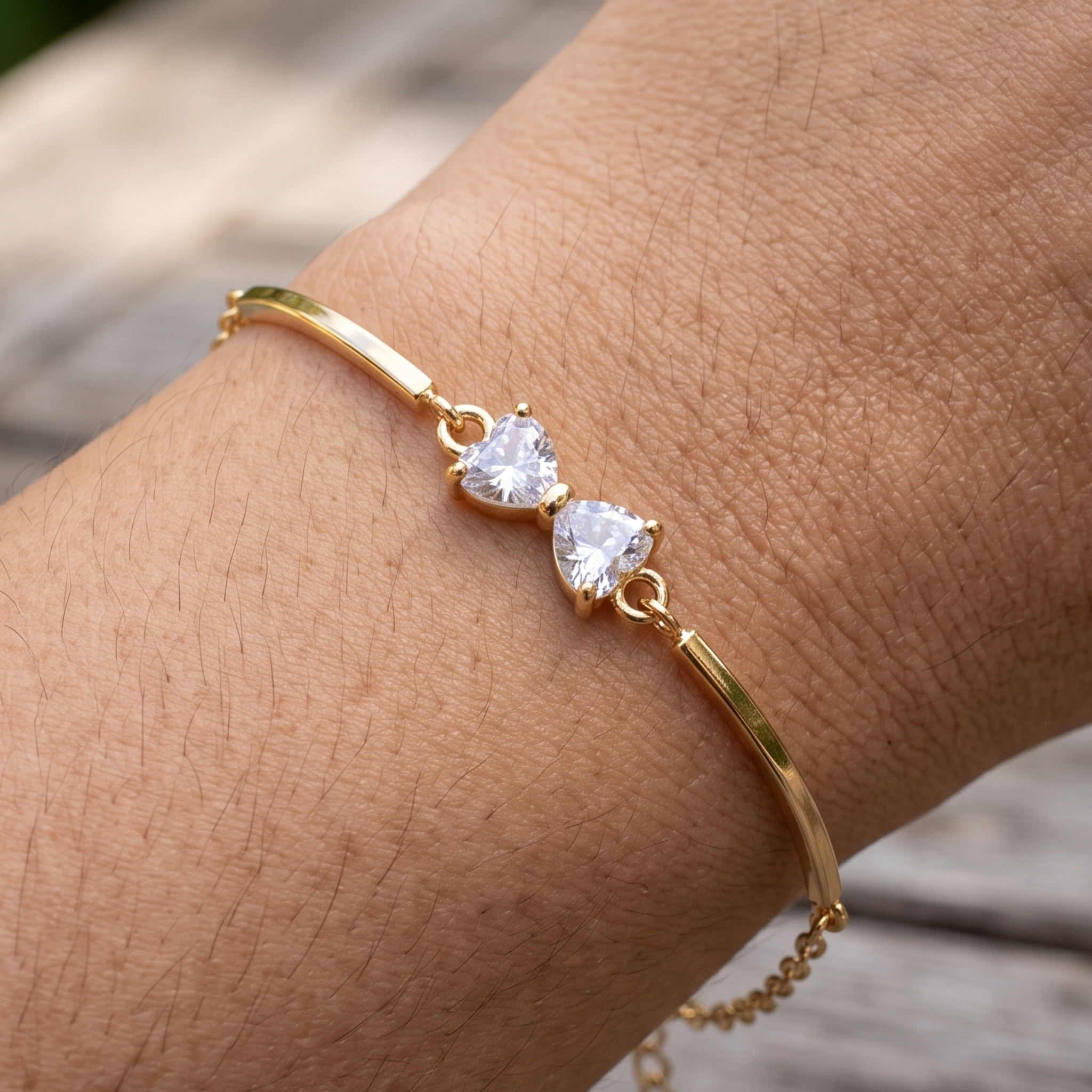 Kiashaa Jewellery 0.96 CTW twin heart diamond bracelet in polished rose gold.