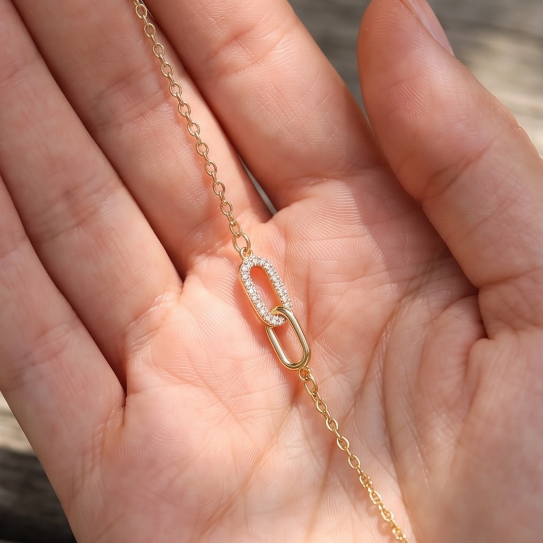 Kiashaa Jewellery 0.40 CTW diamond interlocking-link bracelet in polished yellow gold.