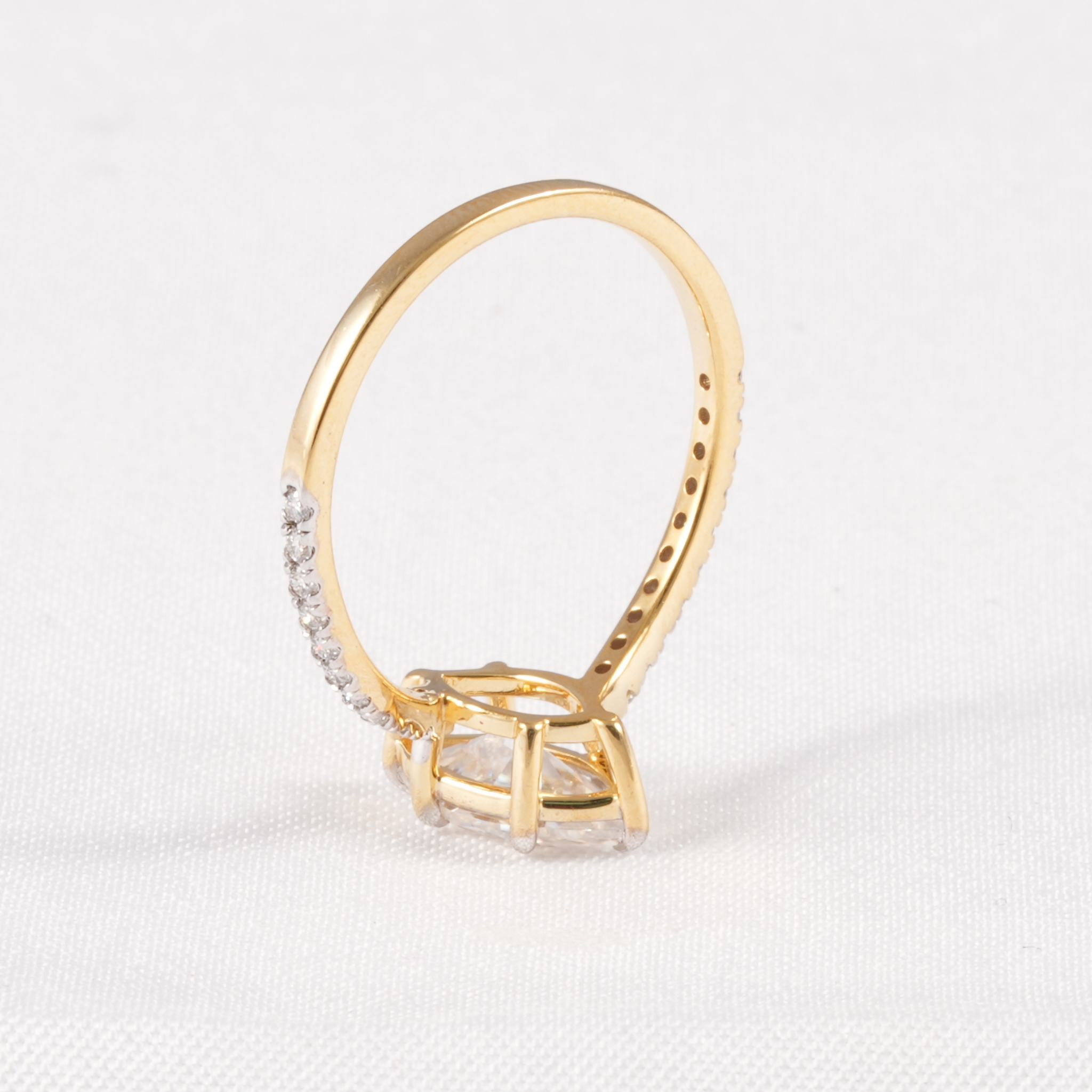 Marquise Diamond Pavé Engagement Ring in 9K, 14K & 18K Gold