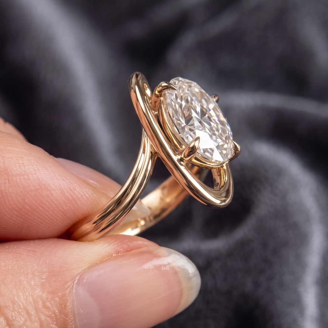 Made-to-order 11 × 8 mm oval diamond anniversary ring