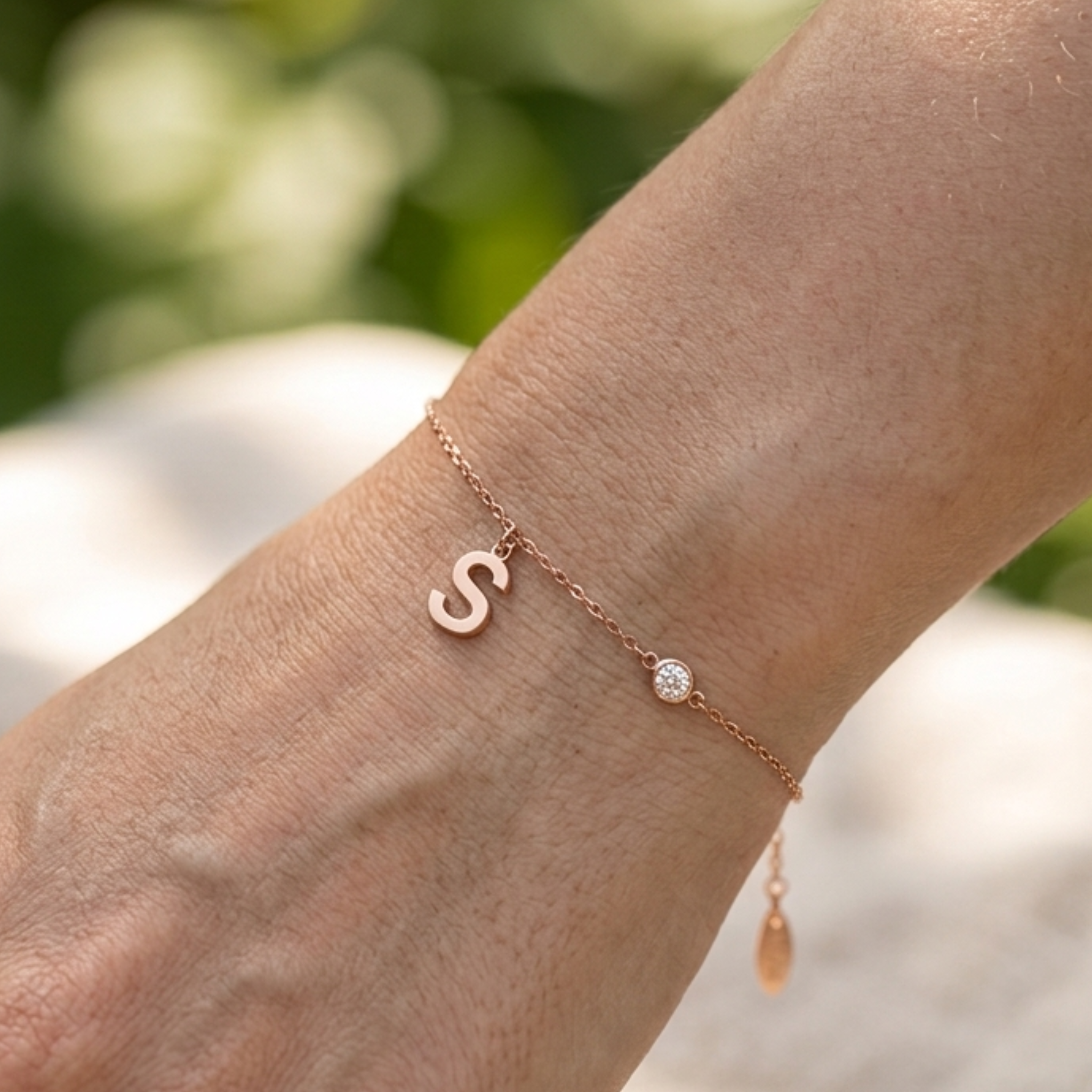 Kiashaa Jewellery personalized initial bracelet with 2.5 mm round diamond in yellow gold.