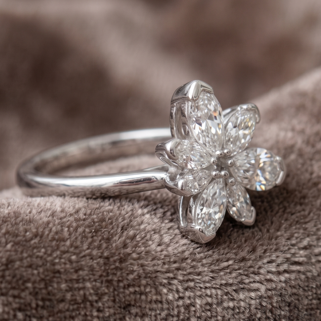 Élan Bloom 2 CTW pear diamond flower ring by Kiashaa Jewellery featuring approximately seven pear-shaped diamond petals.