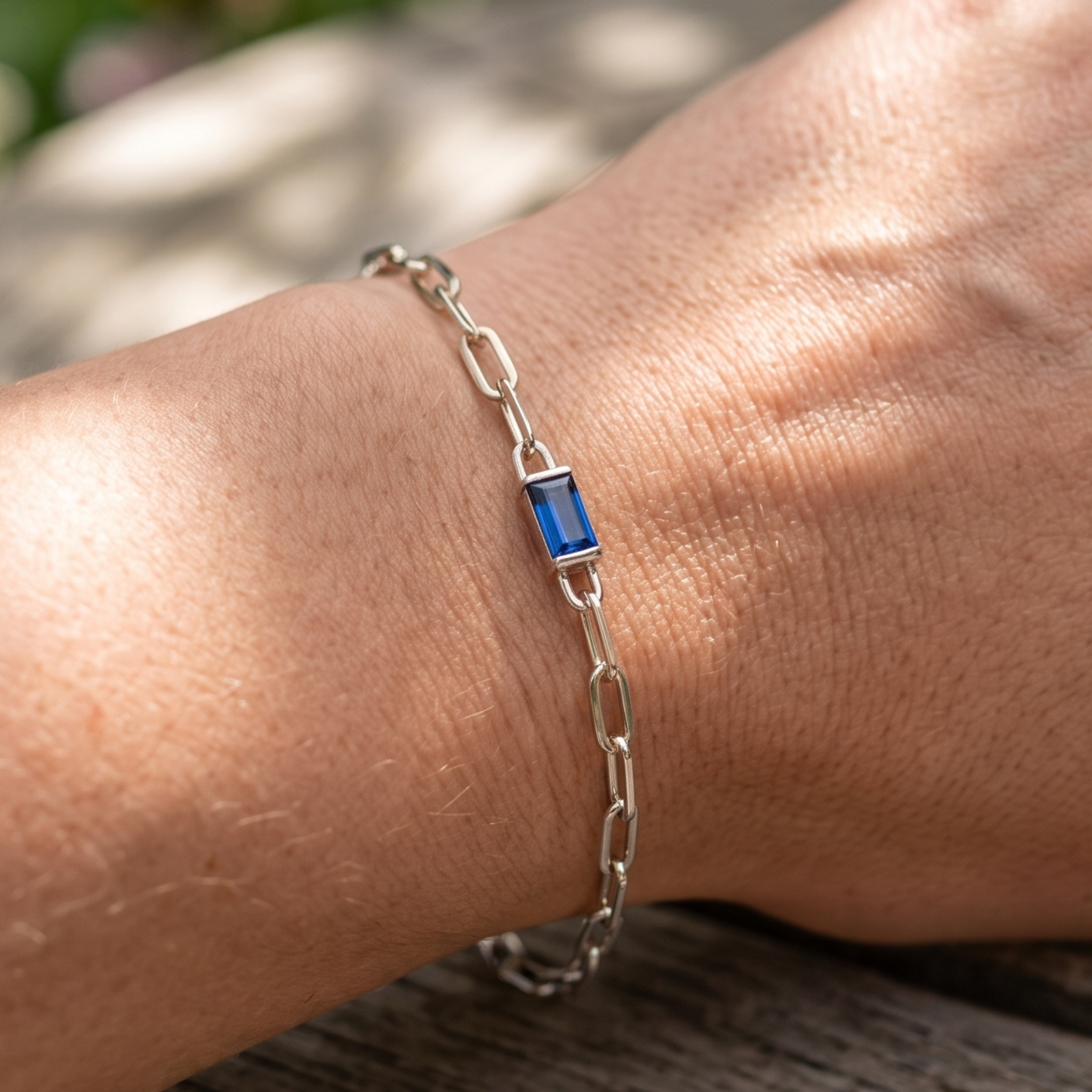 Royal Blue Emerald 2.58 CT Gemstone Link Bracelet in 9K, 14K & 18K Gold