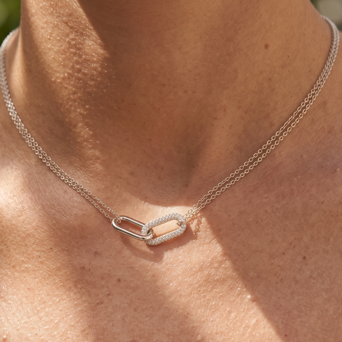 Eternal Link 0.40 CTW diamond necklace by Kiashaa Jewellery featuring interlocking elongated links in yellow gold.