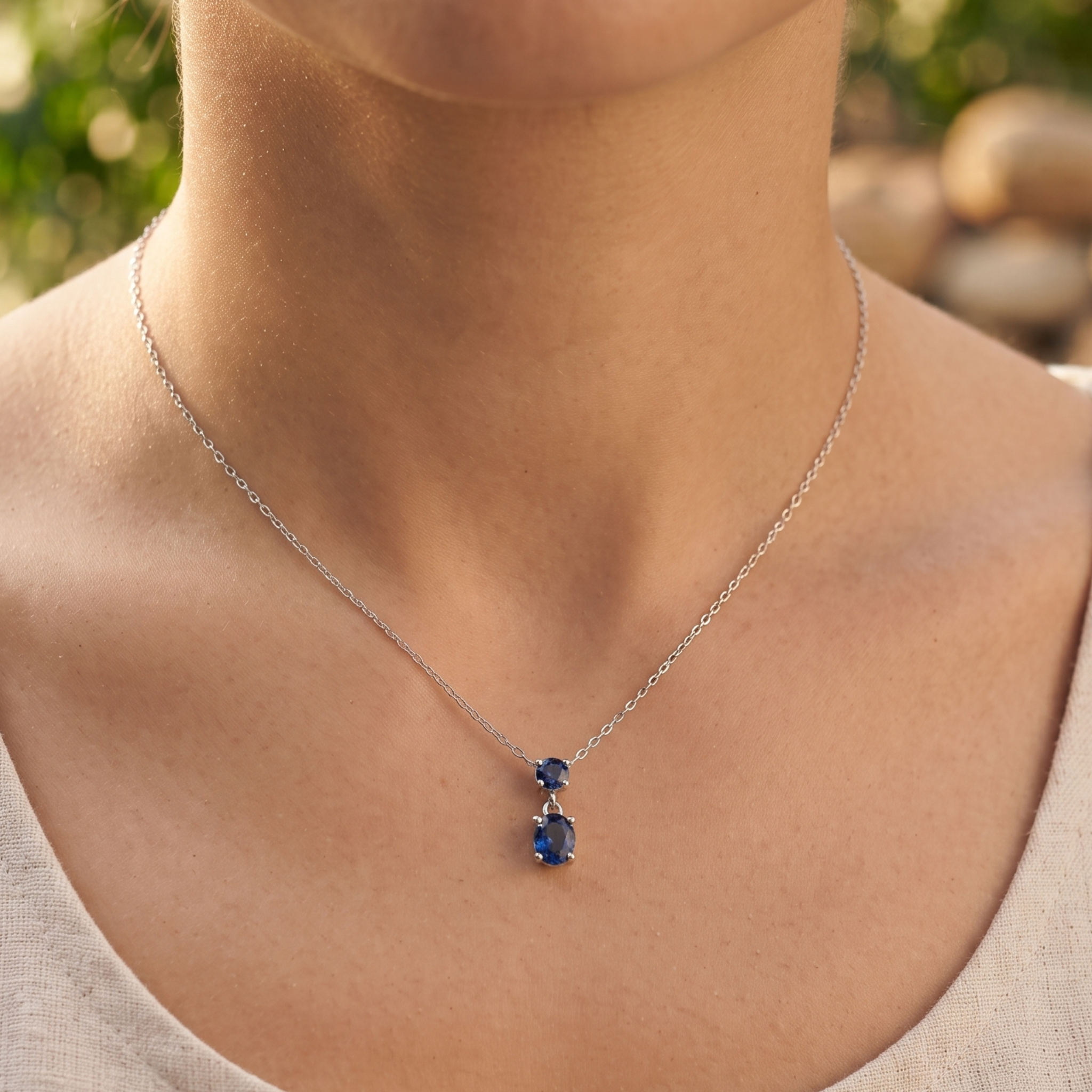 Kiashaa Jewellery 0.68 CTW blue round drop necklace in polished yellow gold.