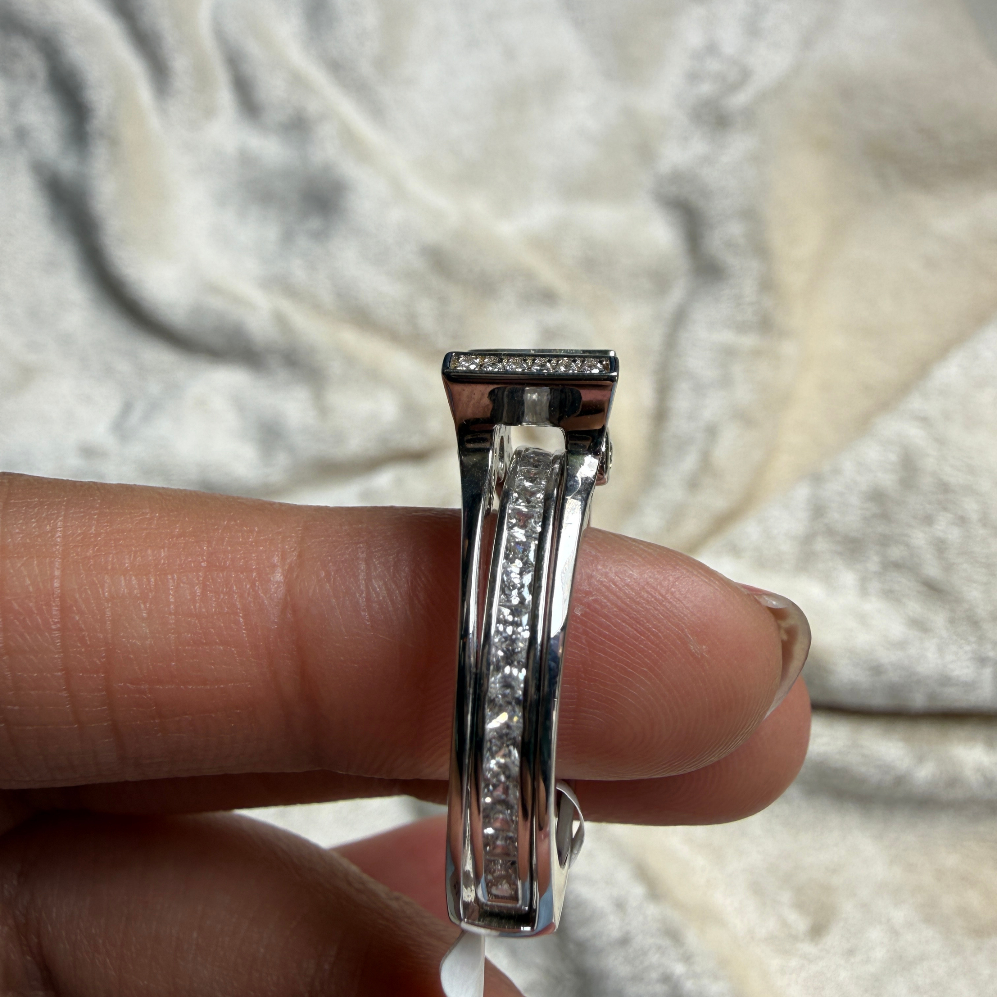 Princess-cut lab-grown diamond split-shank ring in white gold by Kiashaa Jewellery.
