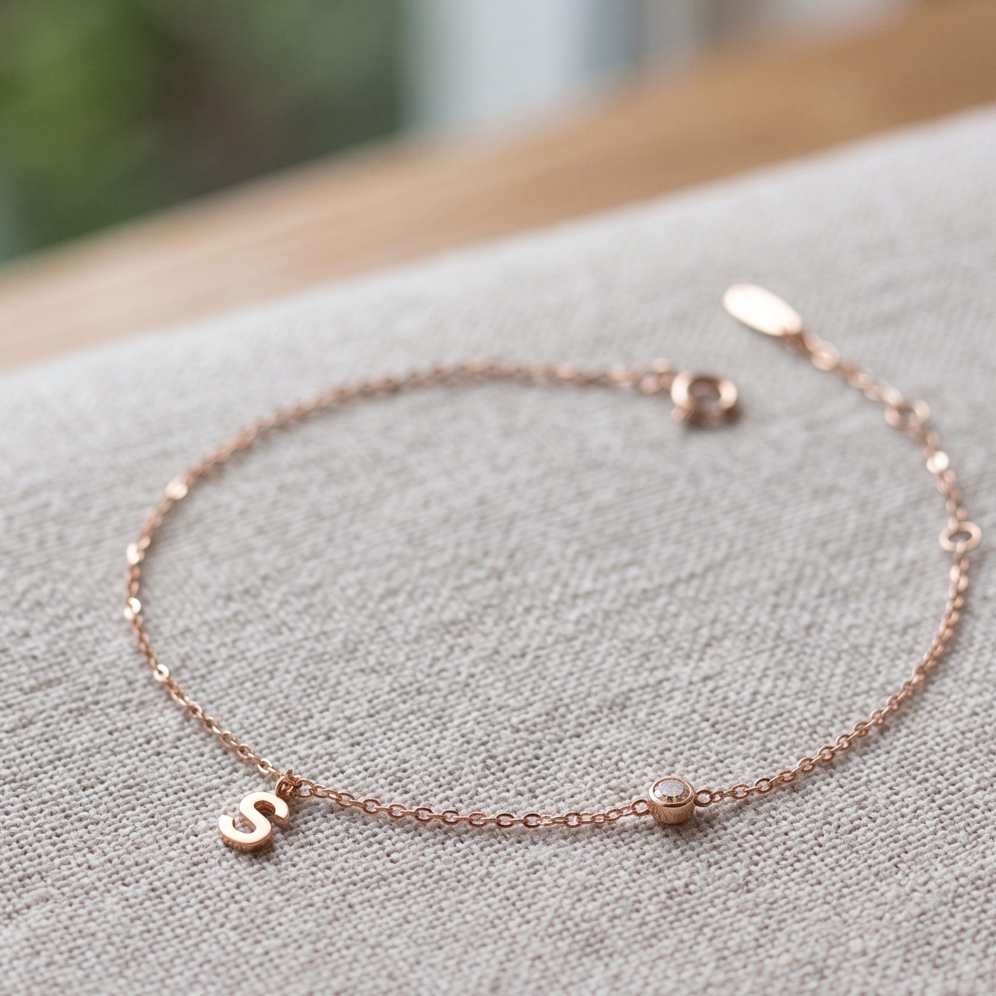 Kiashaa Jewellery personalized initial bracelet with 2.5 mm round diamond in yellow gold.