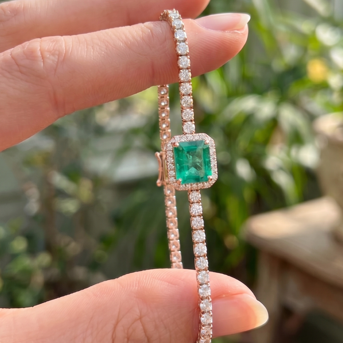 Emerald Majesty Green Gemstone & Diamond Tennis Bracelet