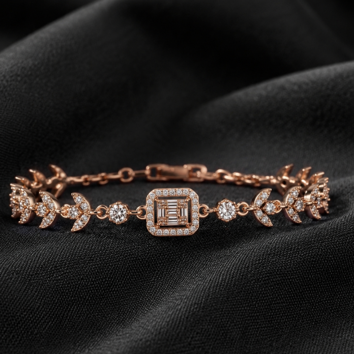 Luxe Petal 4 CT Diamond Link Bracelet