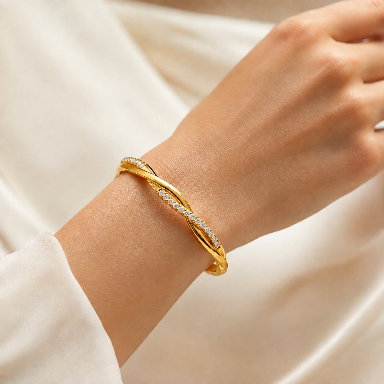 0.70 CTW Twist Diamond Bangle in 14K & 18K White, Yellow & Rose Gold