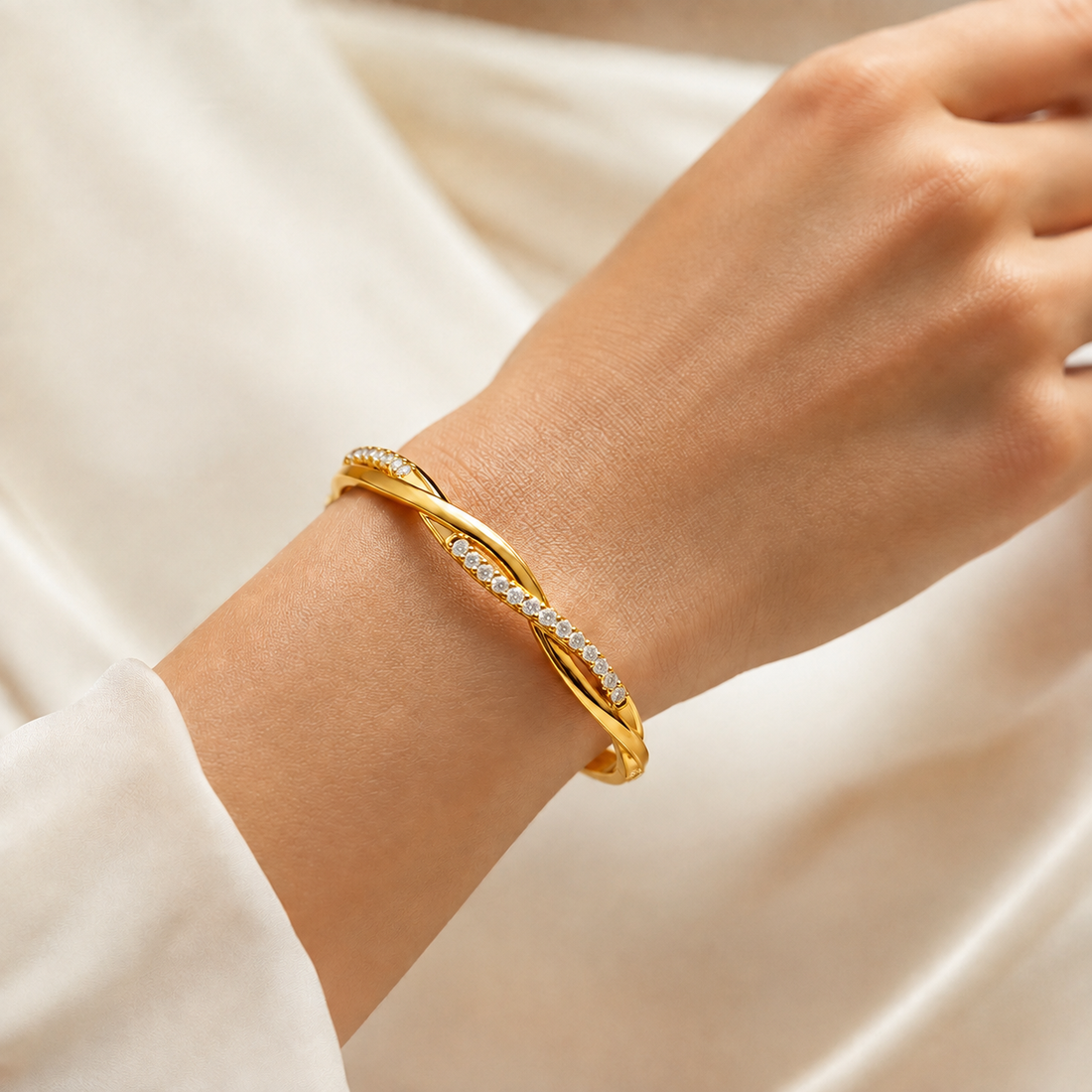 0.70 CTW Twist Diamond Bangle in 14K & 18K White, Yellow & Rose Gold