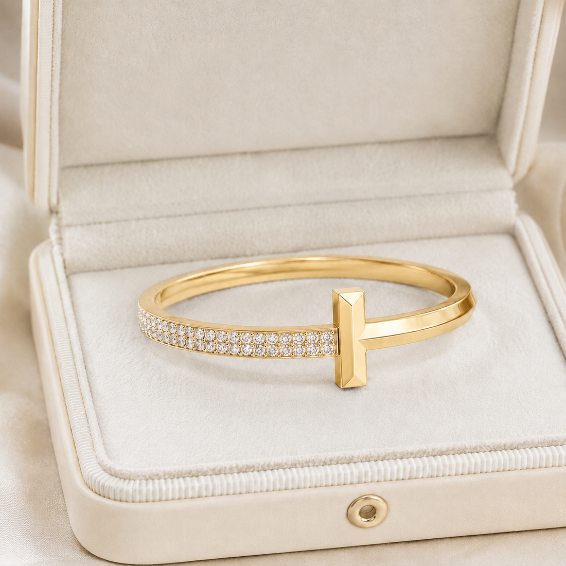 2.58 CTW Pavé Round Diamond Men’s Cuff Bracelet in 14K & 18K Gold