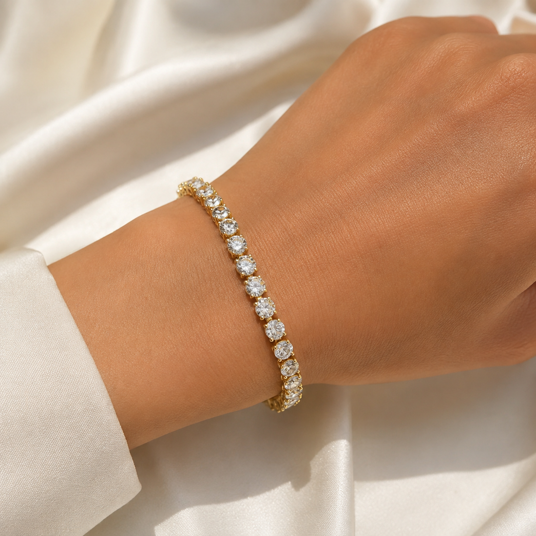 10.50 CTW Round Diamond Tennis Bracelet in 14K & 18K Gold for Her