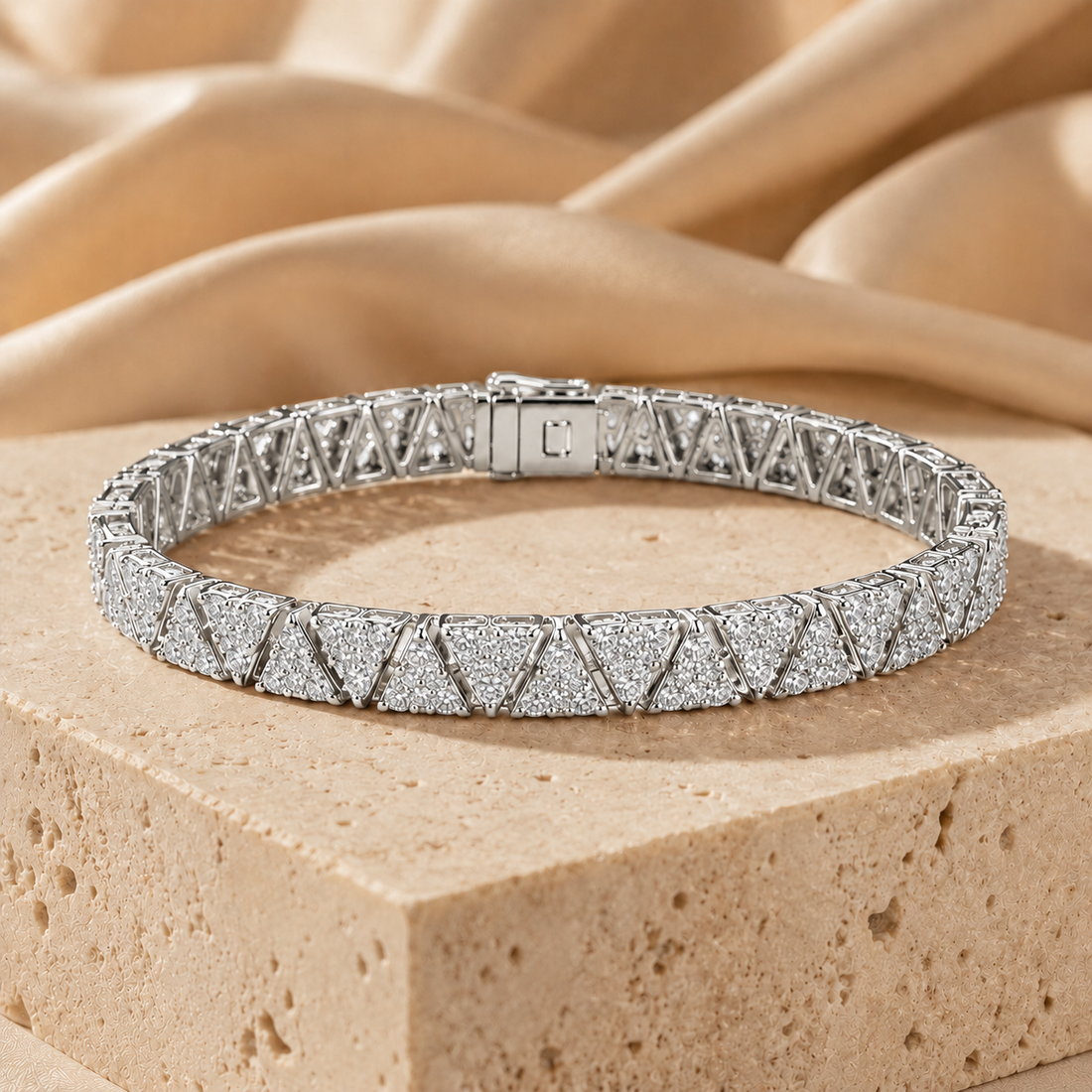 4.41 CTW Round Diamond Men’s Bracelet in 14K & 18K Gold