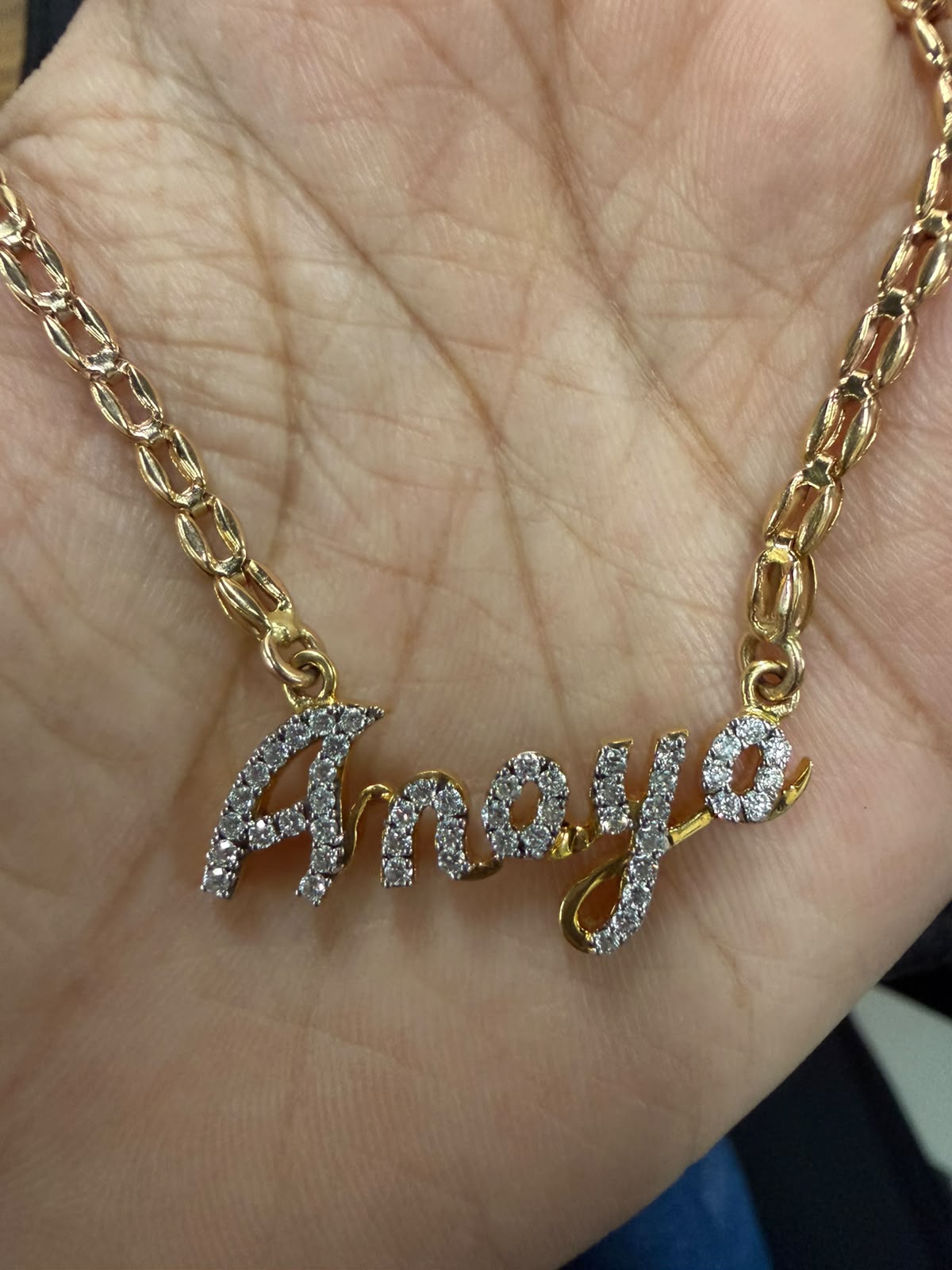Personalized Amaya Diamond Name Necklace in 9K, 14K & 18K Gold